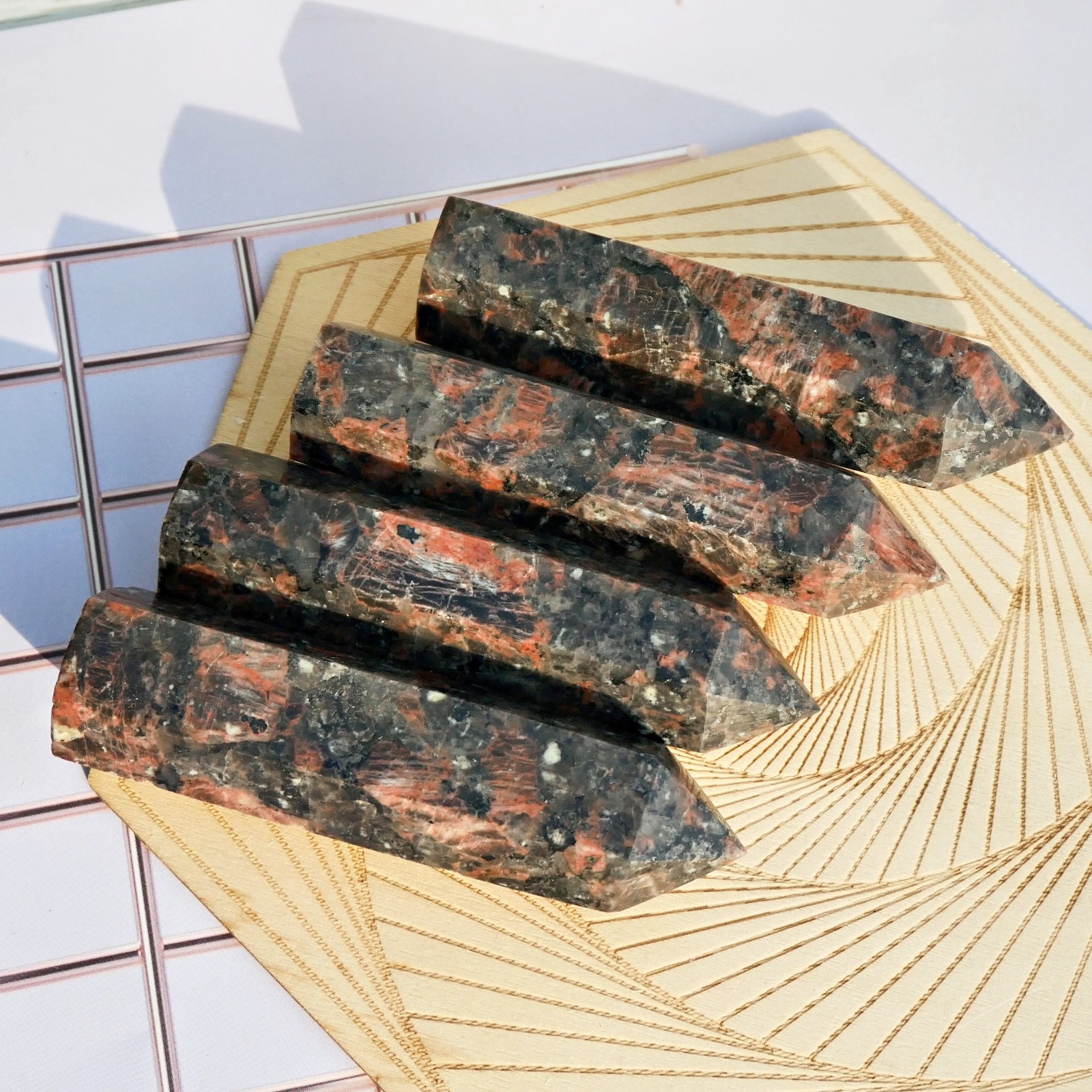 Wholesale 1 Lb Red Que Sera Crystal Point Lot Healing Reiki Wand Meditation Bulk