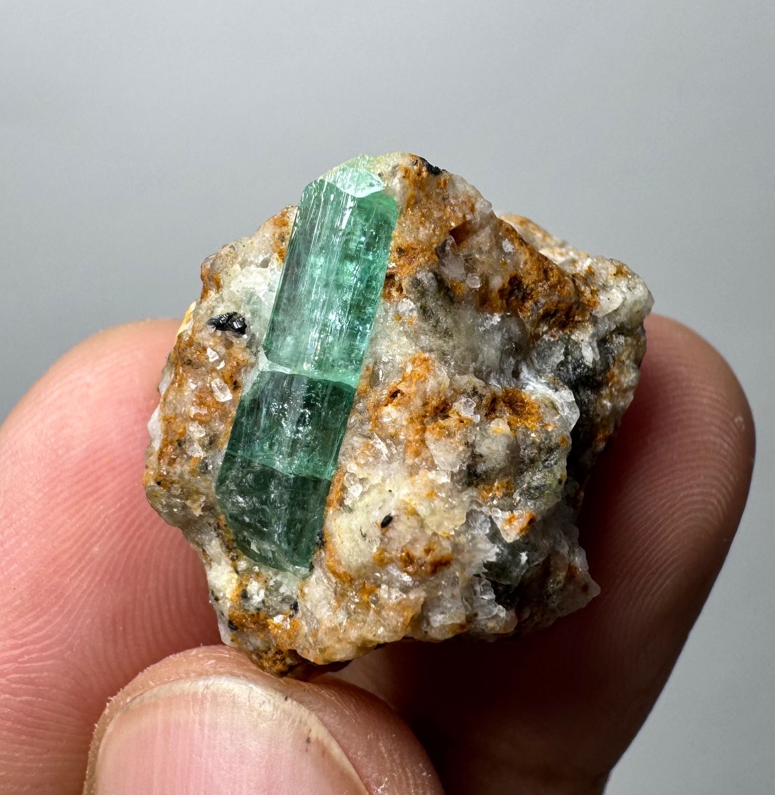 51 Ct Natural Emerald Crystals On Matrix From Panjshir Afghanistan