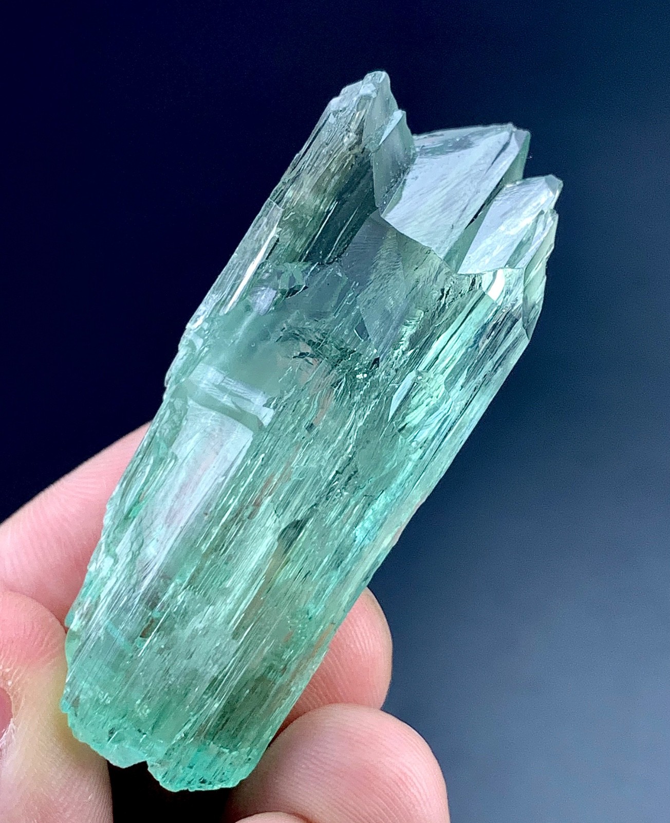 200 Carat Hiddenite kunzite Crystal Specimen From Afghanistan