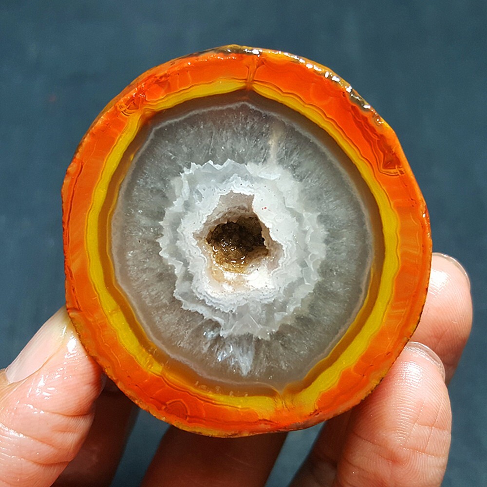 RARE 121.2g Natural rough Warring States Red Agate Healing 43A41+