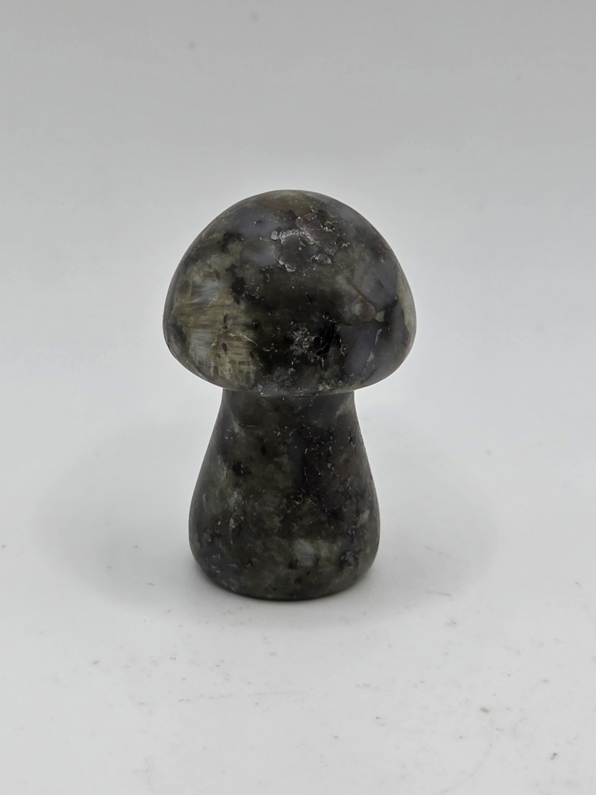 🍄 Mixed Crystal Mushroom Carving lot x12 – 294 grams 🍄🍄🍄