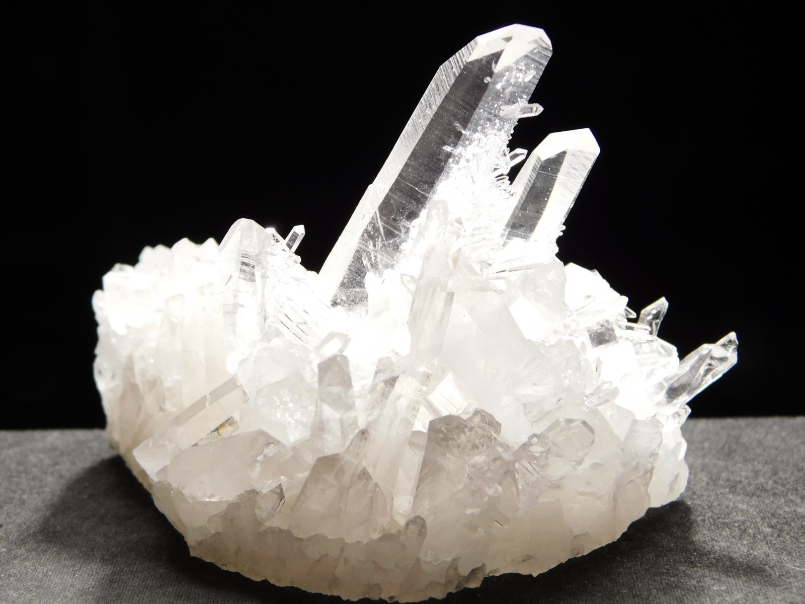 SUPER! TRANSLUCENT Quartz Crystal Cluster Collier Creek ARKANSAS 75.2gr
