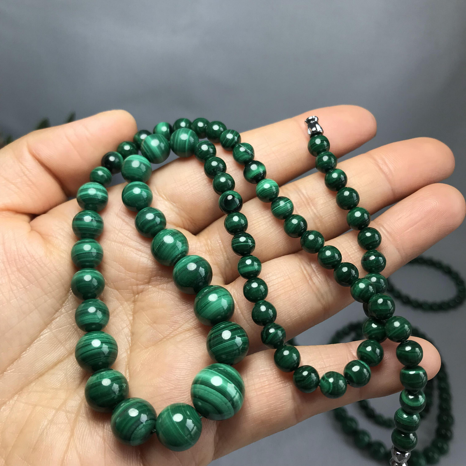 Natural malachite Tower Chain Necklace Polish Crystal sphere Specimen 6-12mm 55g