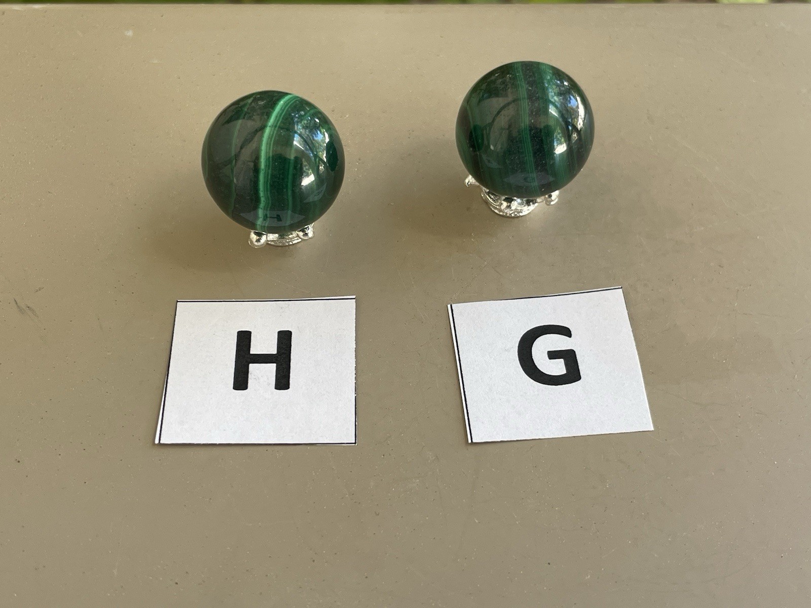 Malachite Crystal/Gemstone Mini Sphere W/Stand 13-14G 17mm (Price For 1)
