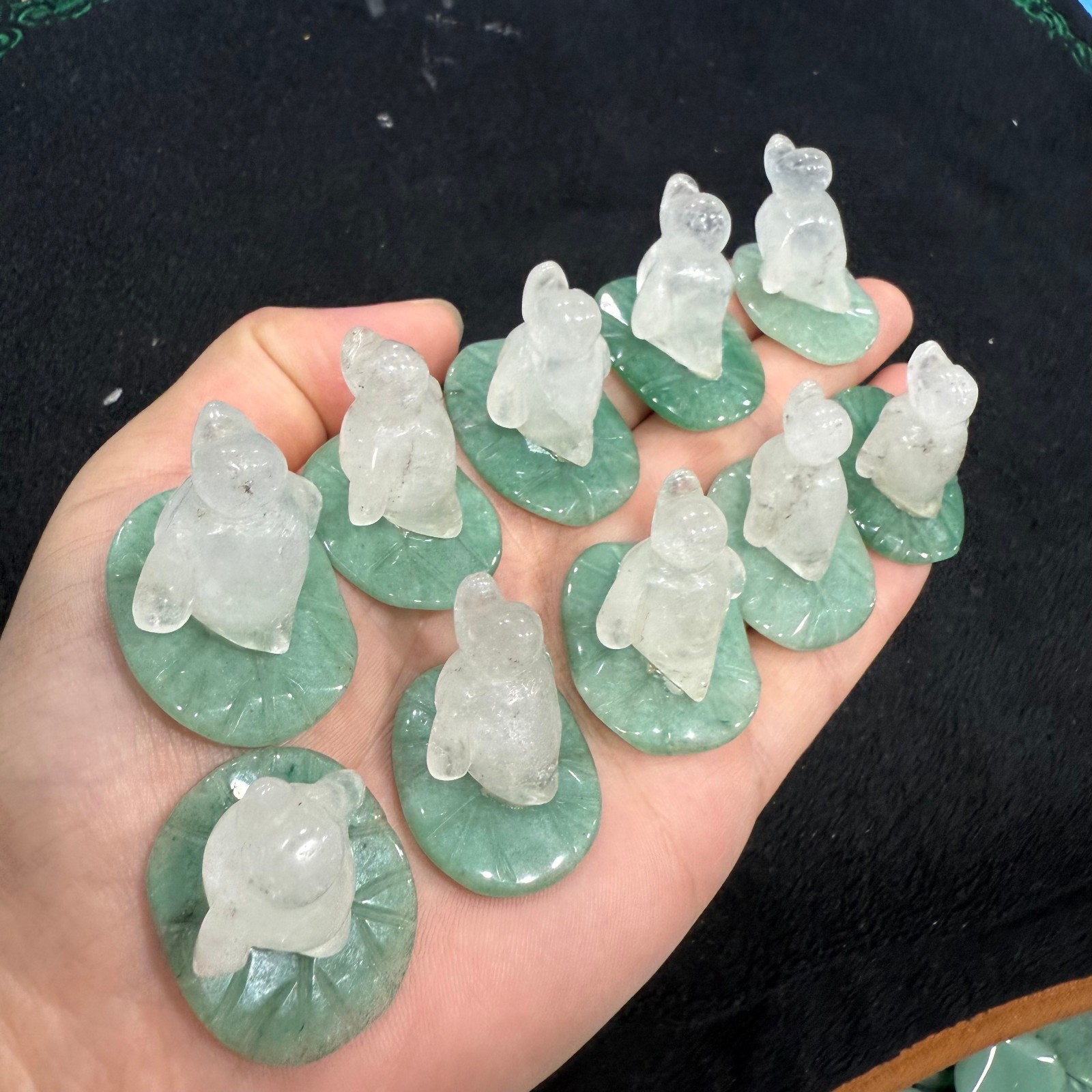 10pc Natural White crystal quartz Carved Crystal Penguin Reiki healing random