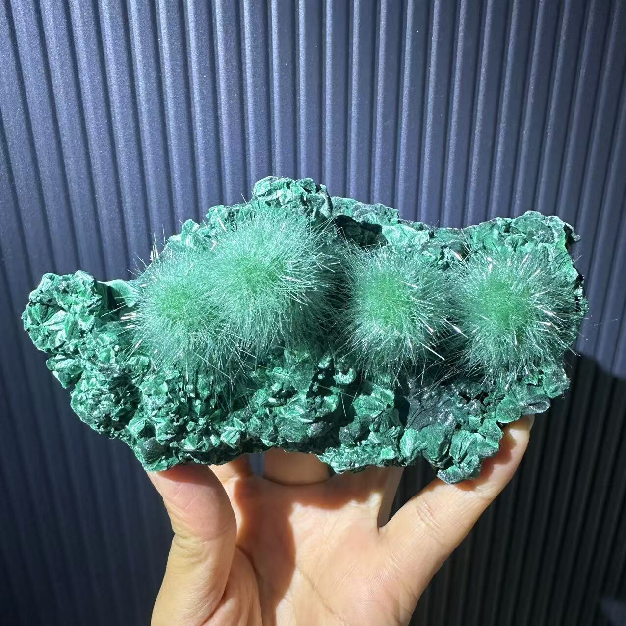 547g Natural malachite Crystal Quartz Ore Healing Mineral Specimen