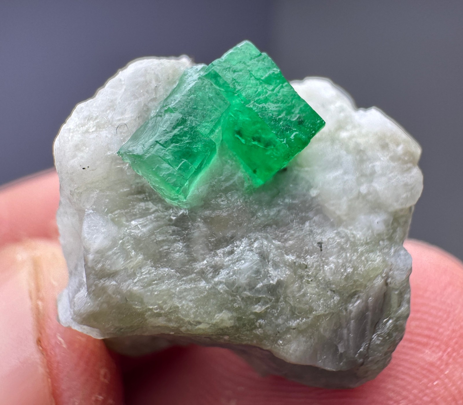 49 Ct Full Terminated Top Green Swat Emerald Crystals On Matrix From Pak