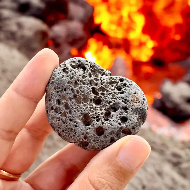 3Pcs Natural Lava Stone Raw Stone Rough Healing Energy Volcanic Mineral Specimen