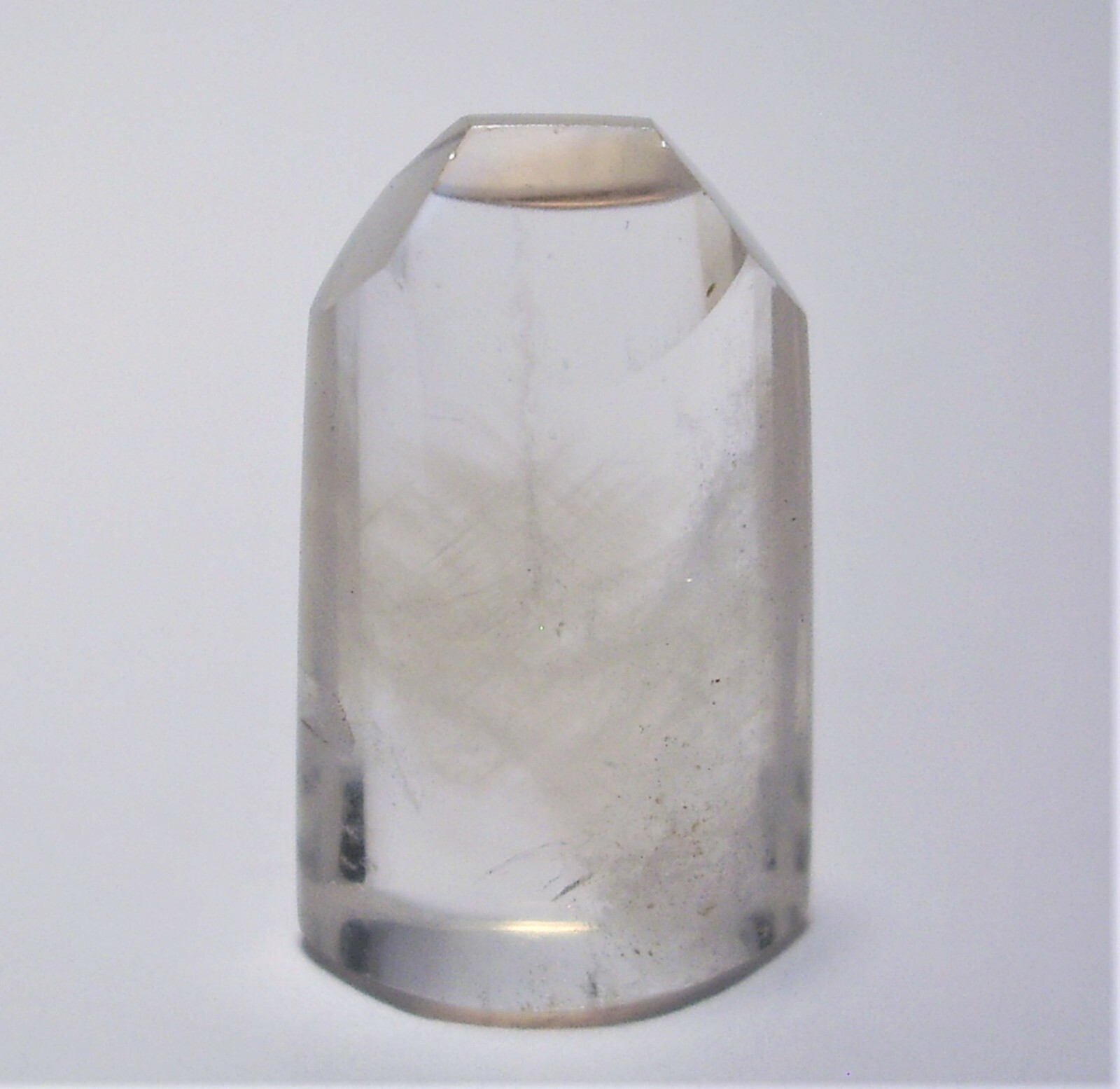 Small Clear Quartz w/ Feathery Blue Internal Light Refraction Phenomena 6.2g