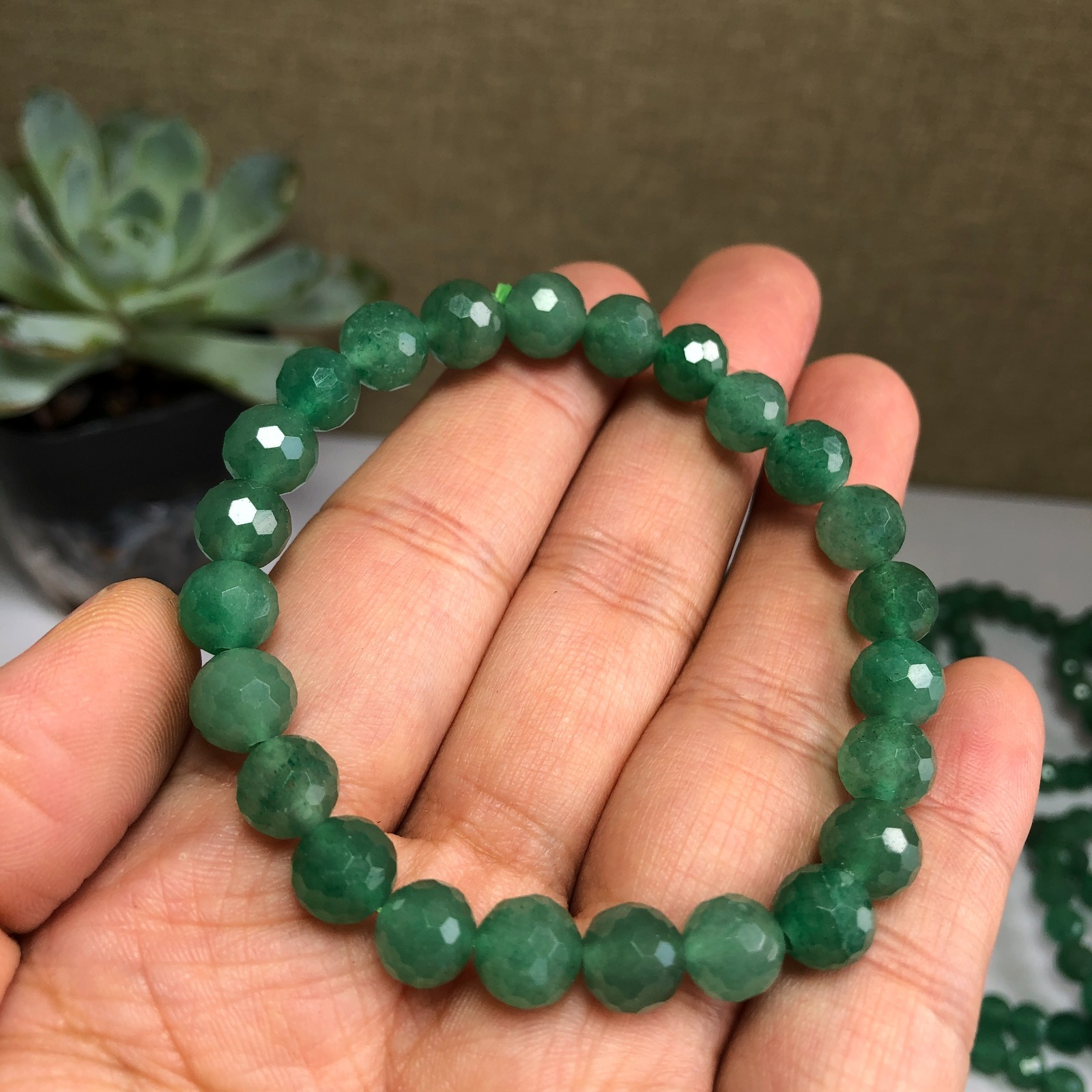 5Pcs Wholesal Natural Aventurine Quartz bracelets Crystal ball sphere facet 8mm