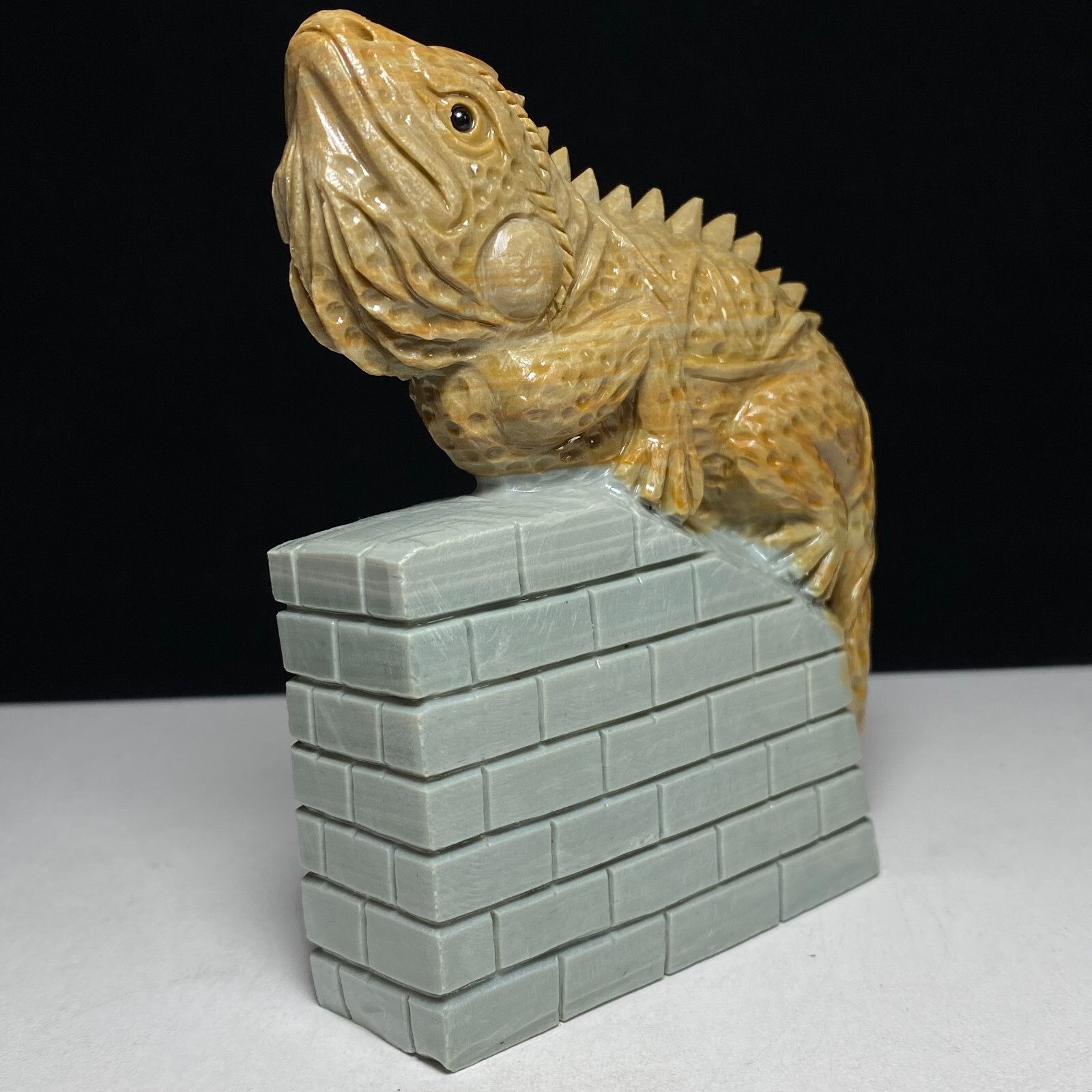 Natural Crystal Quartz Mineral Specimen Songhua Stone Handcarved Lizard Gift