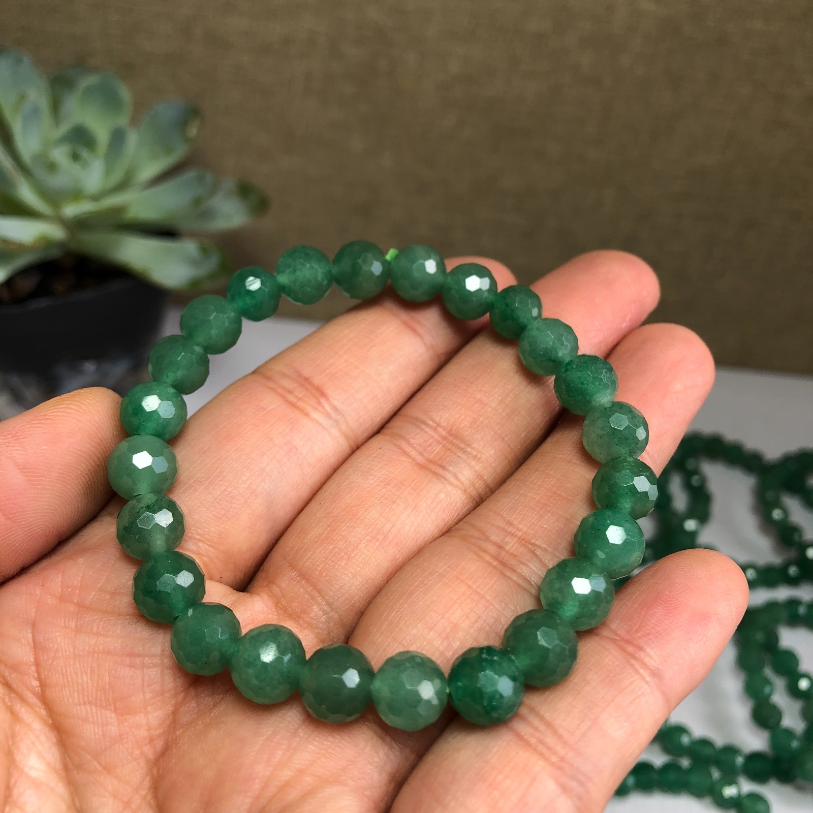 5Pcs Wholesal Natural Aventurine Quartz bracelets Crystal ball sphere facet 8mm