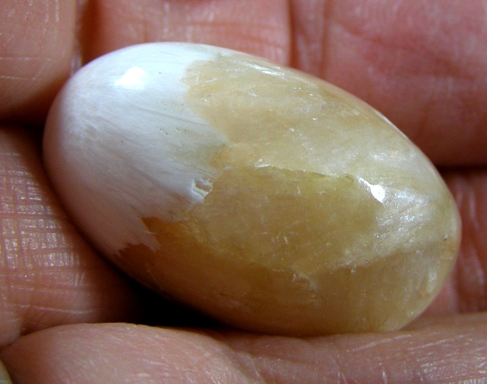 LARGE STILBITE & SCOLECITE COMBINATION CRYSTAL TUMBLESTONE 2.8 x 1.8 cm #6