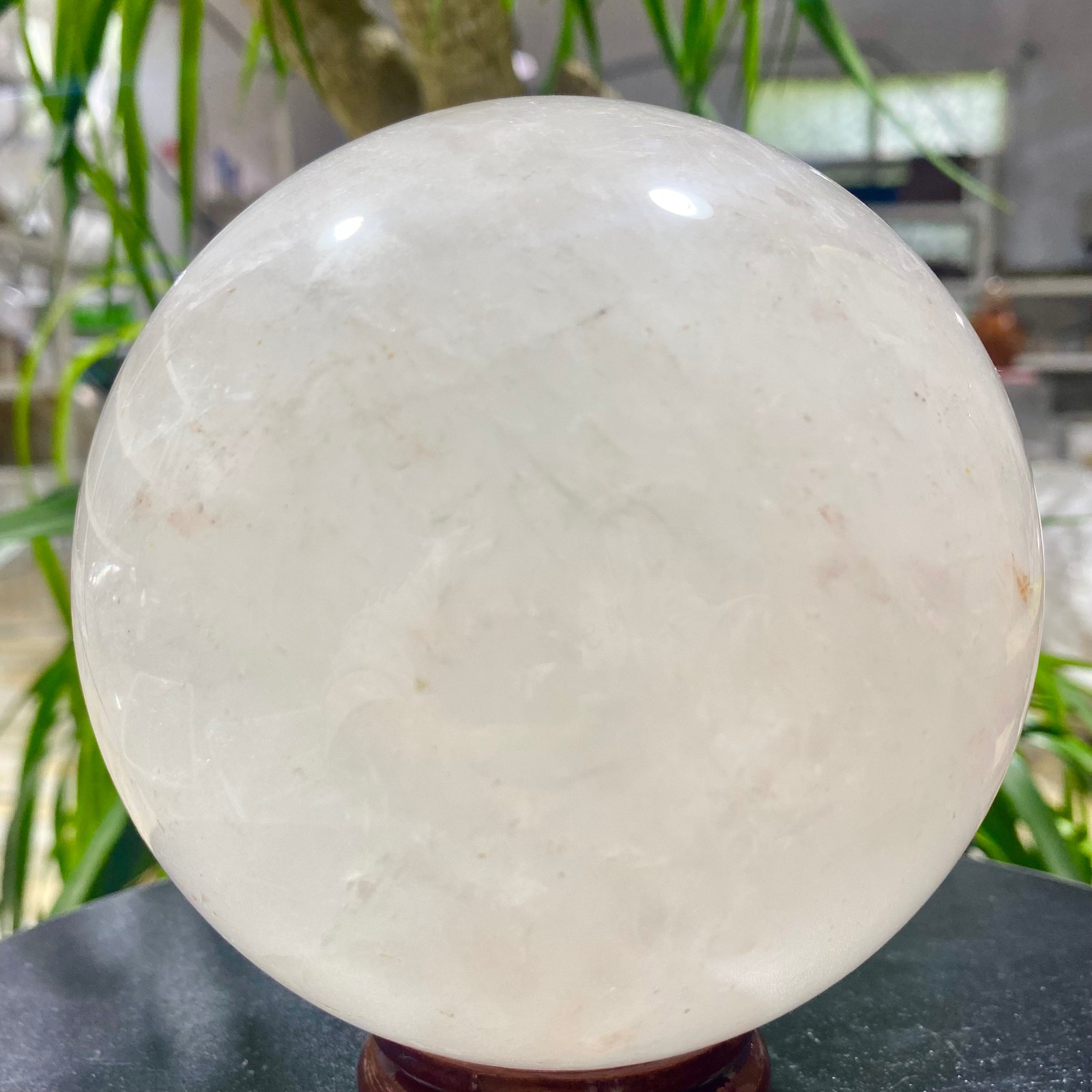 4.62LB white crystal transparent quartz crystal ball Reiki repair