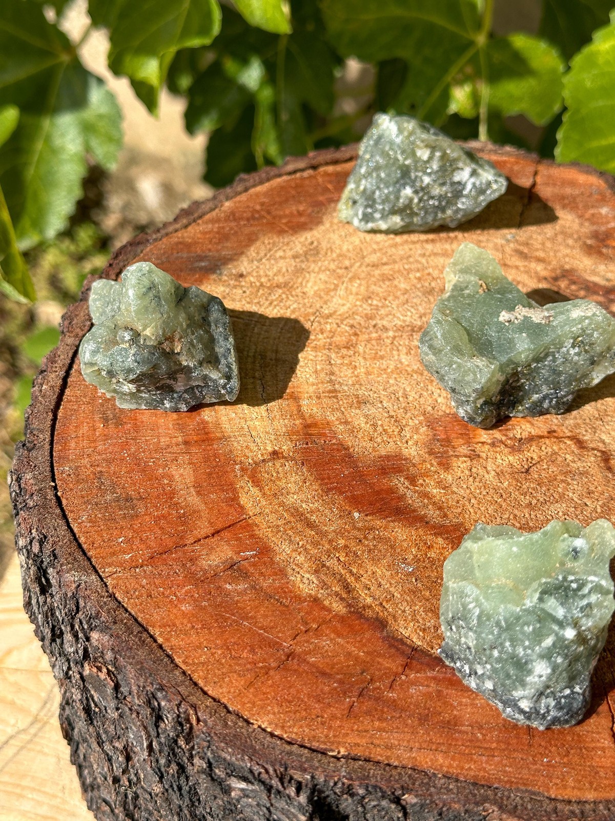 Natural Prehnite Stone / Karoo / Chiltonite / Prehnitoid / Edelite