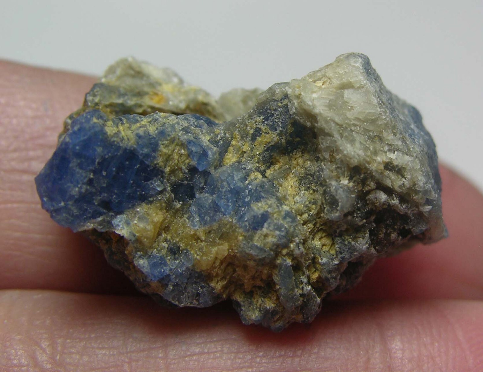 #5 Vietnam 47.40ct 100% Natural Blue Spinel Cluster Matrix Specimen 9.50g 27mm