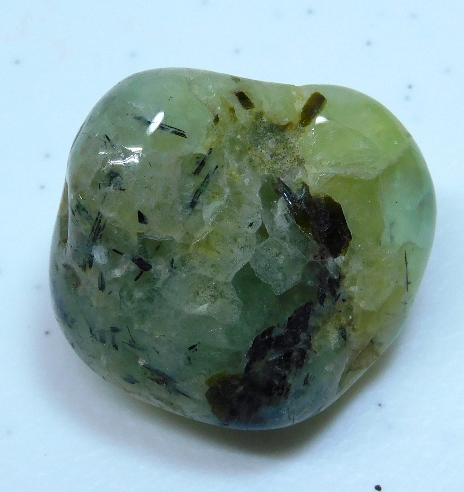 Chrysoprase tumble gemmy from Australia high grade