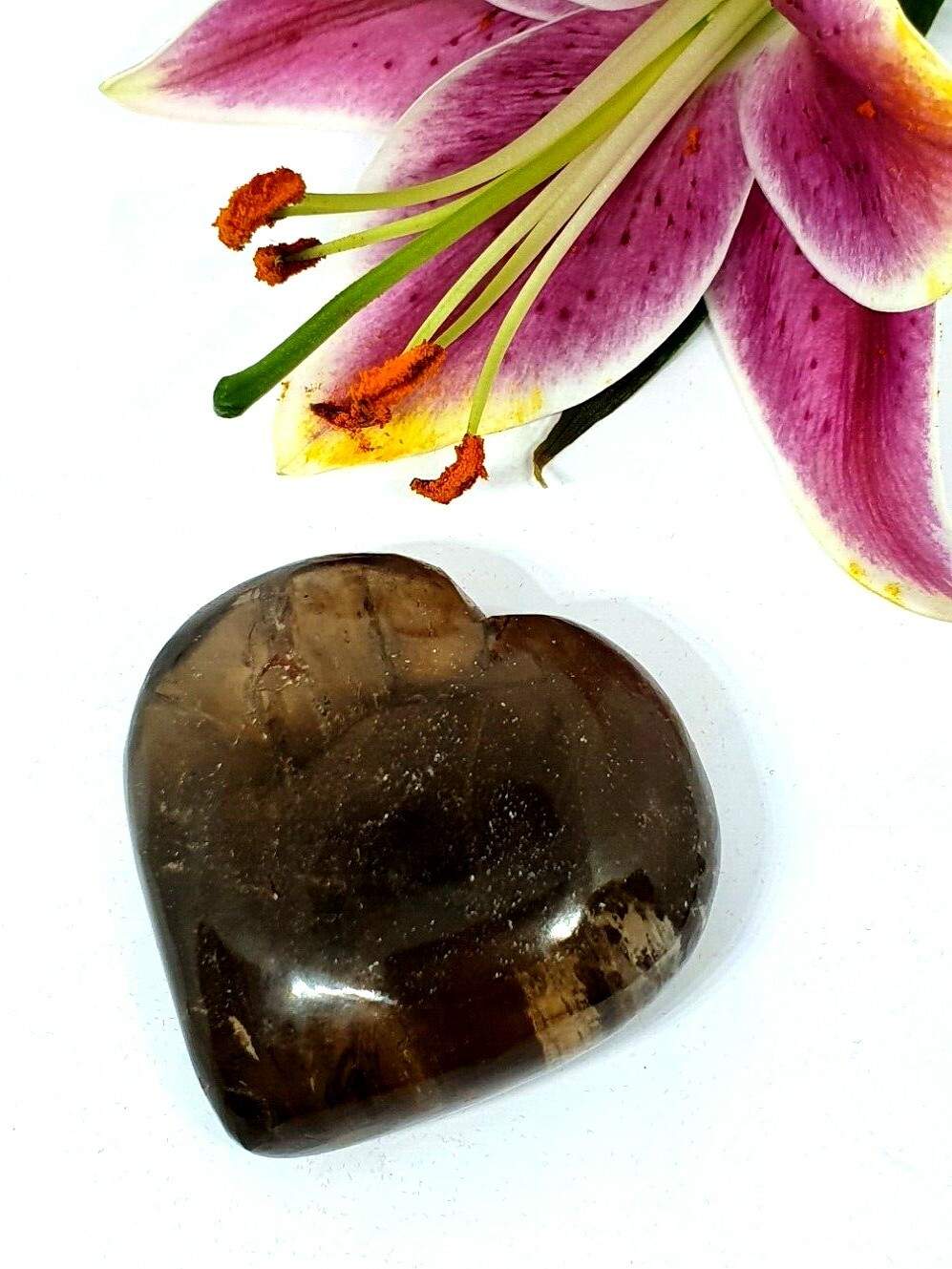 Smoky Quartz Heart Carving Real Crystal Protective Energy 83g 5 x 5 x 2.3 cm s3