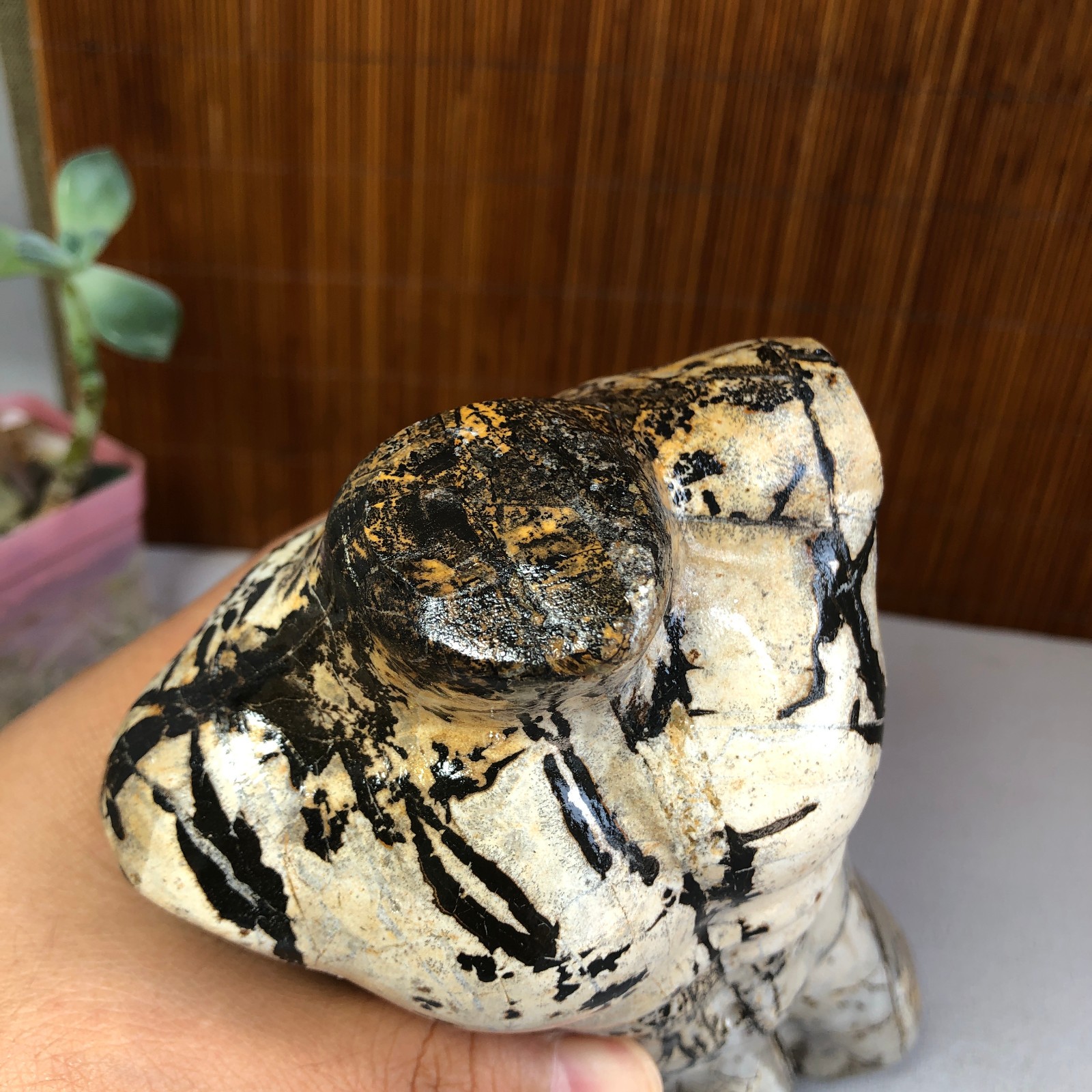 Rare Natural Traditional Chinese Painting Hand Carving male Model 1068g g8386