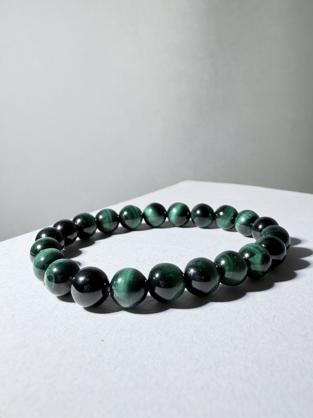Natural Green Cat Eye Chatoyant Malachite Bracelet 8mm 6.1″