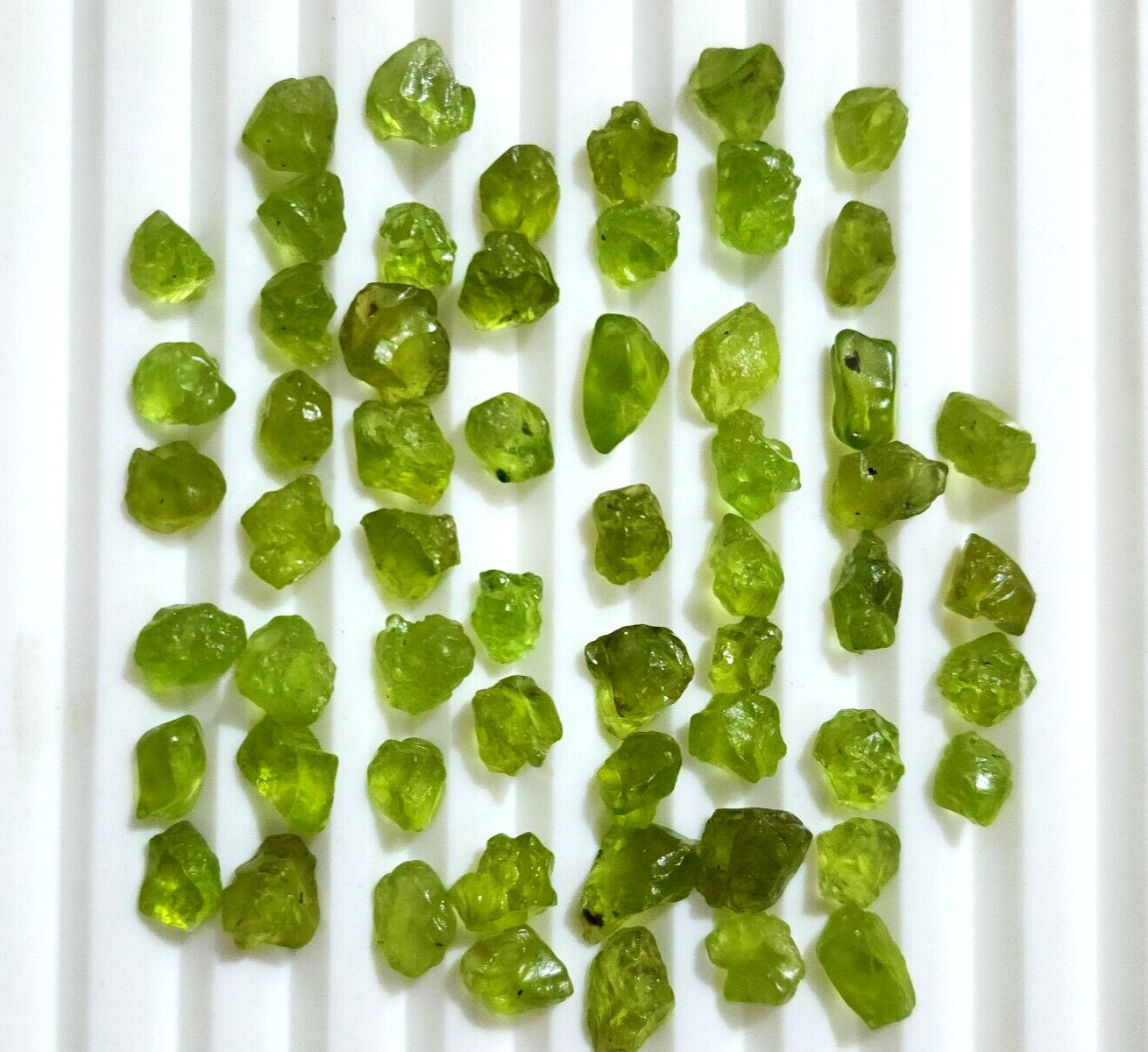 Raw 6-8 MM Size Natural Green Peridot Raw 25 Pcs Lot Loose Gemstone For Jewelry