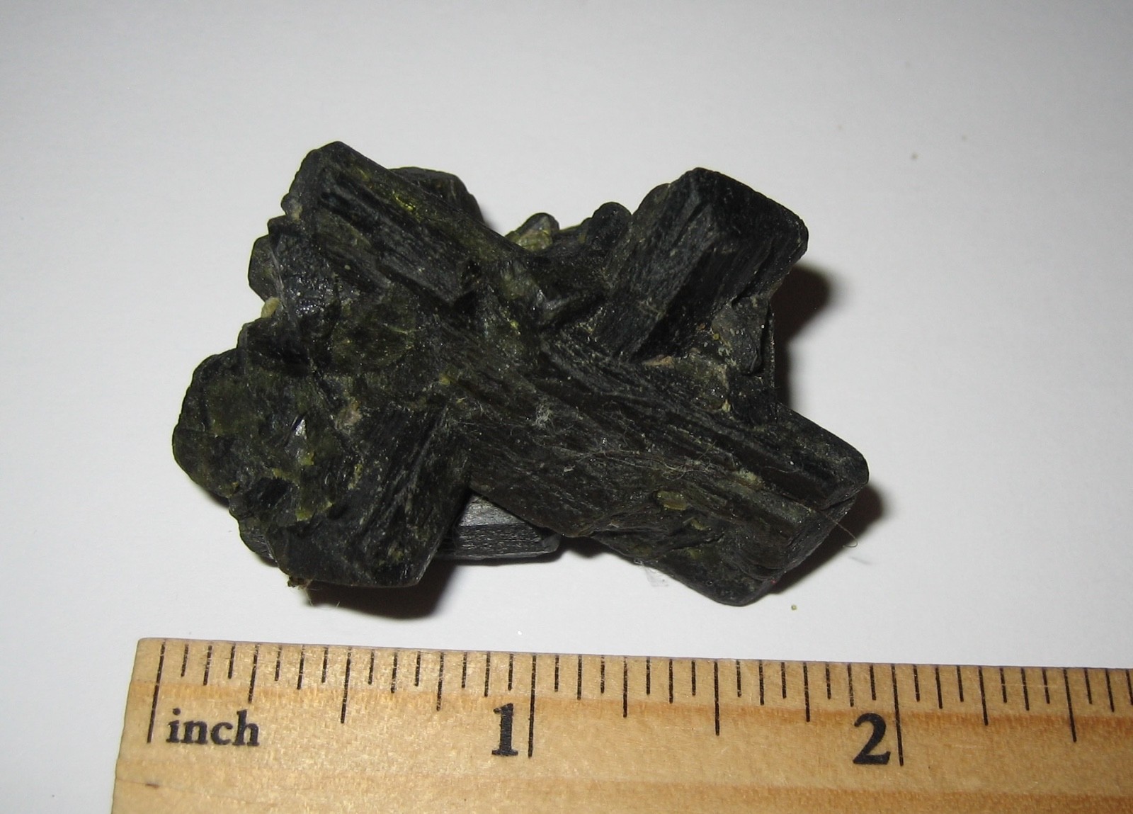 1.8″ SMALL NATURAL ROUGH EPIDOTE CRYSTAL MINERAL CLUSTER FROM MALI AFRICA 42g *1