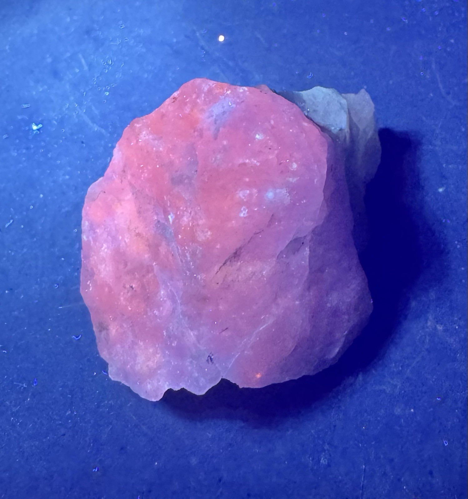 Hackmanite Rough Crystal 36g | UV Reactive Color Change Mineral