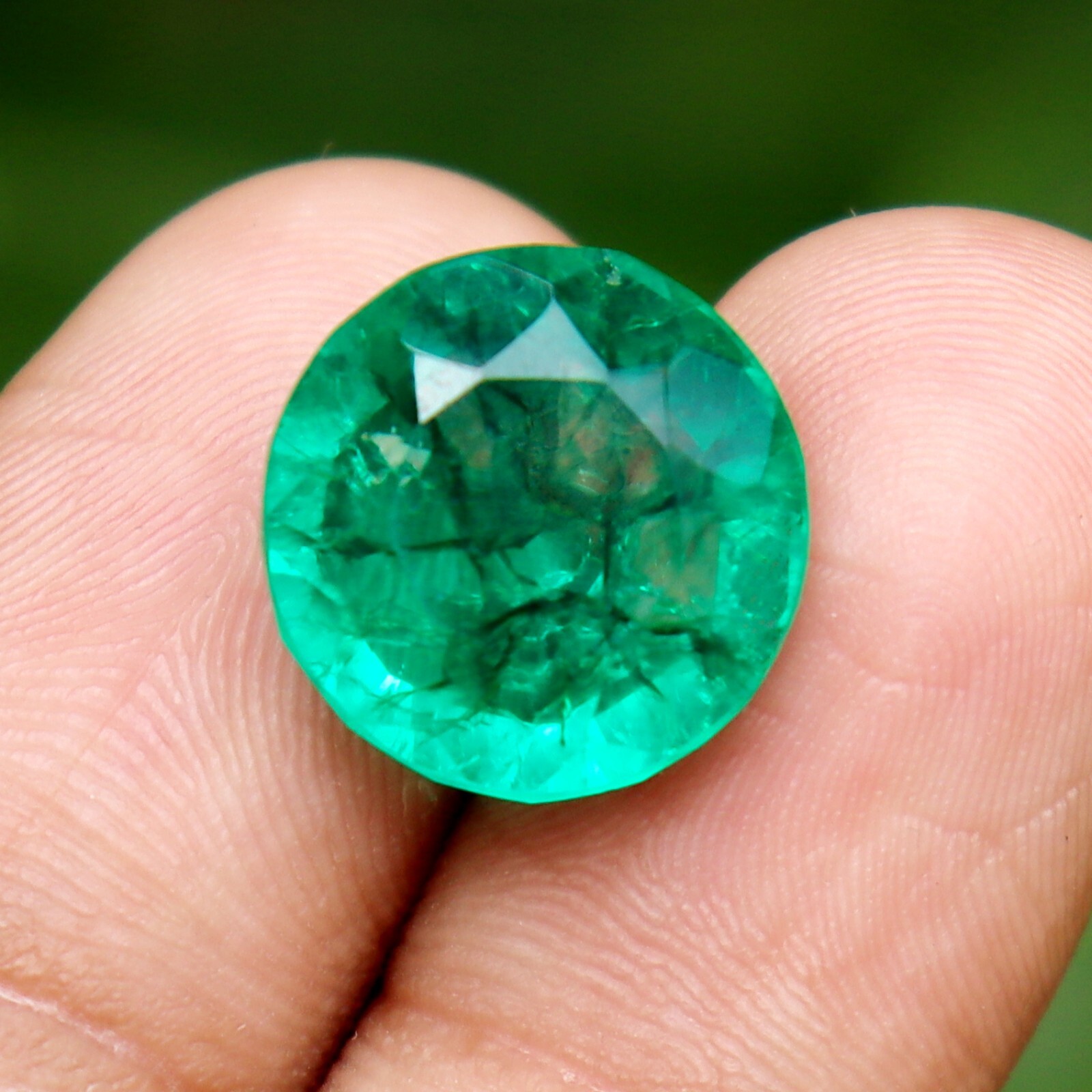 9.80 Ct Green Emerald Certified Natural Colombian Round Cut Loose Gemstone