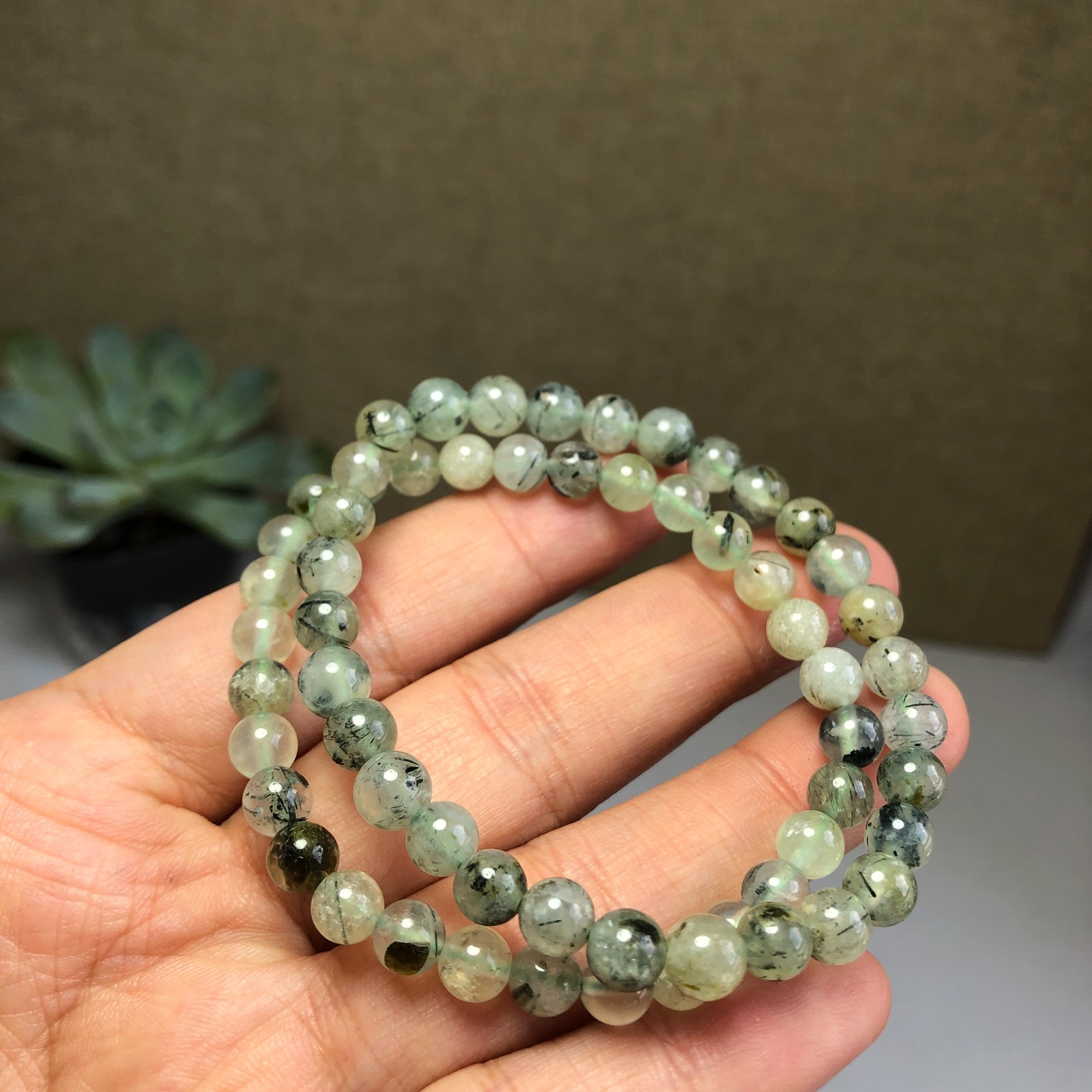 2Pcs Wholesal Prehnite bracelets Crystal ball sphere facet 6mm