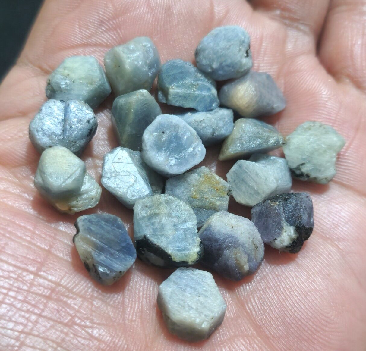 Ultimate Fine Madagascar Blue Sapphire Raw 214 Crt Size 12-14 MM Loose Gemstone