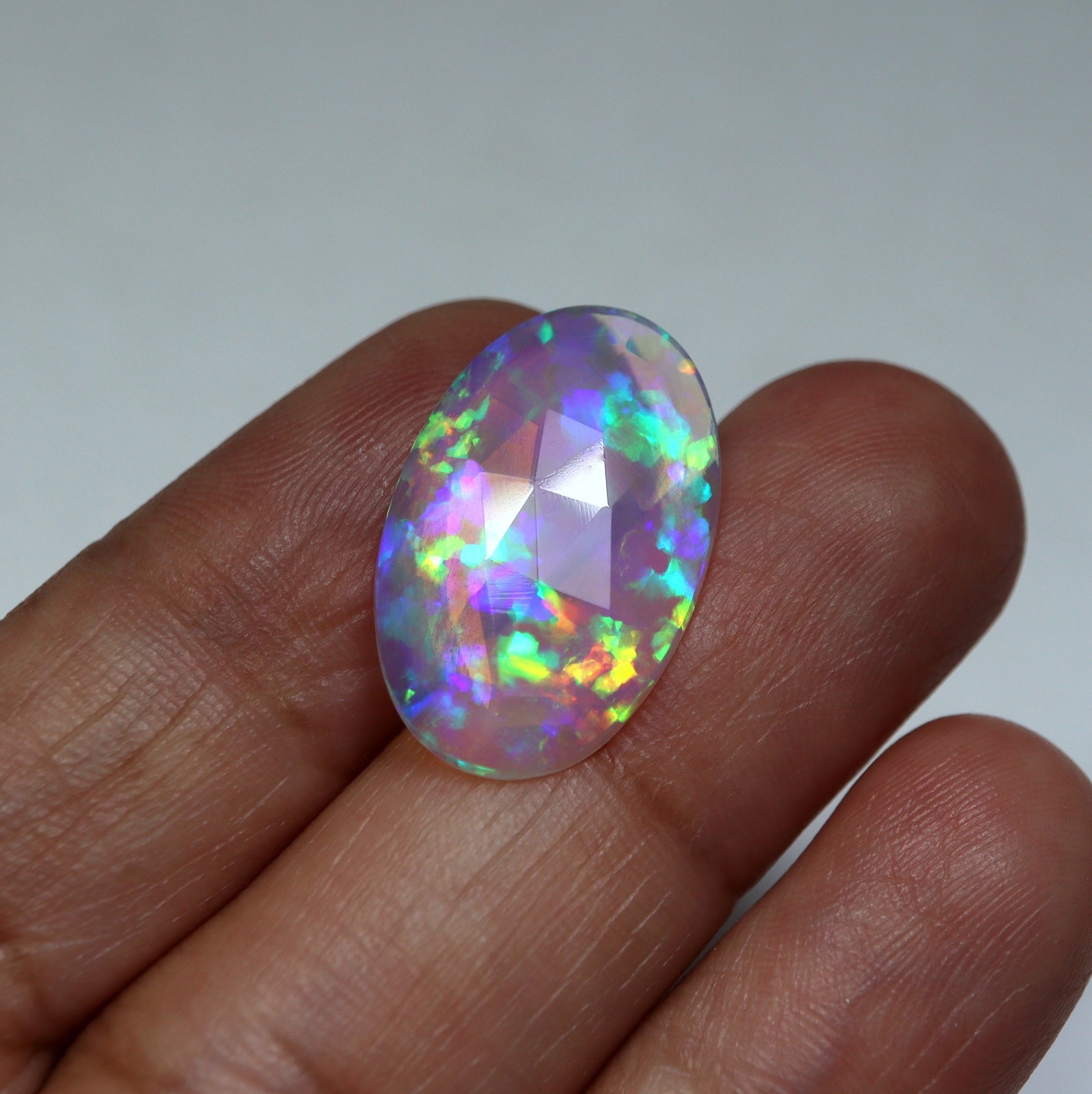 21.3×13.mm Rose Cut AAA Oval Natural Ethiopian Opal, 4.5Ct Rainbow Fire Gemstone