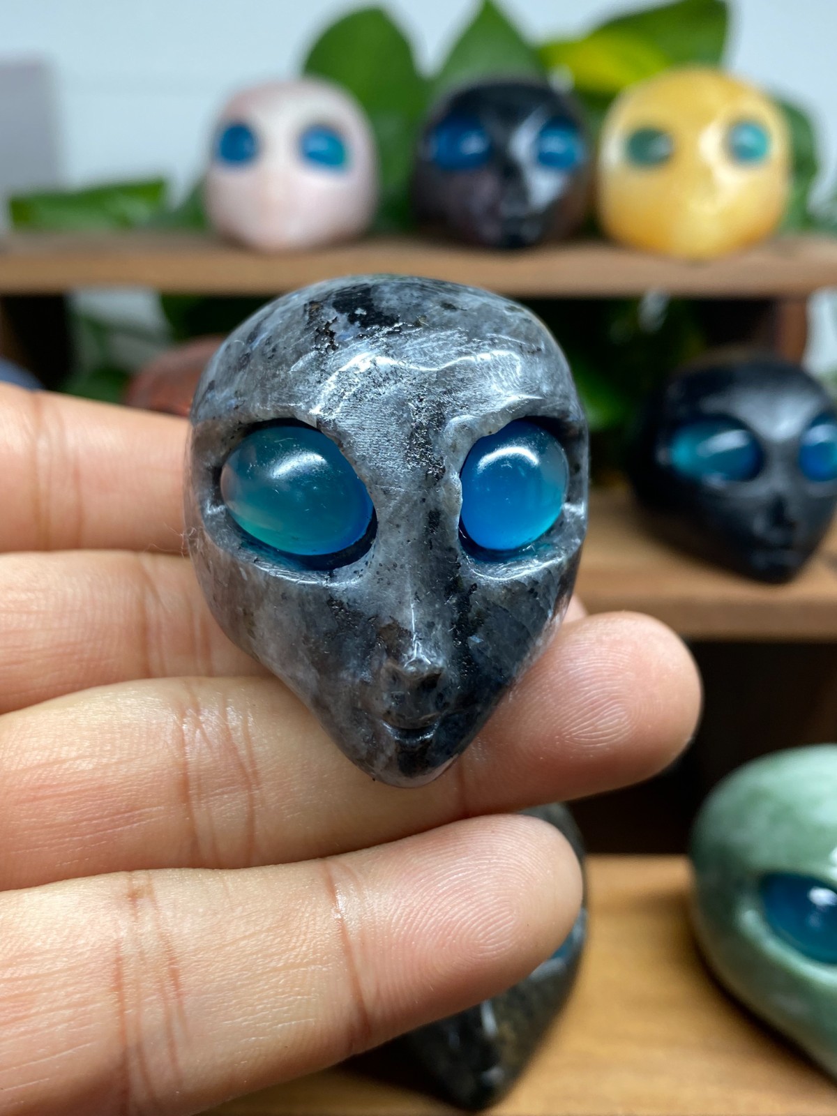 1pc Natural Mixed Quartz Crystal hand Carved Aliens skull reiki healing gift
