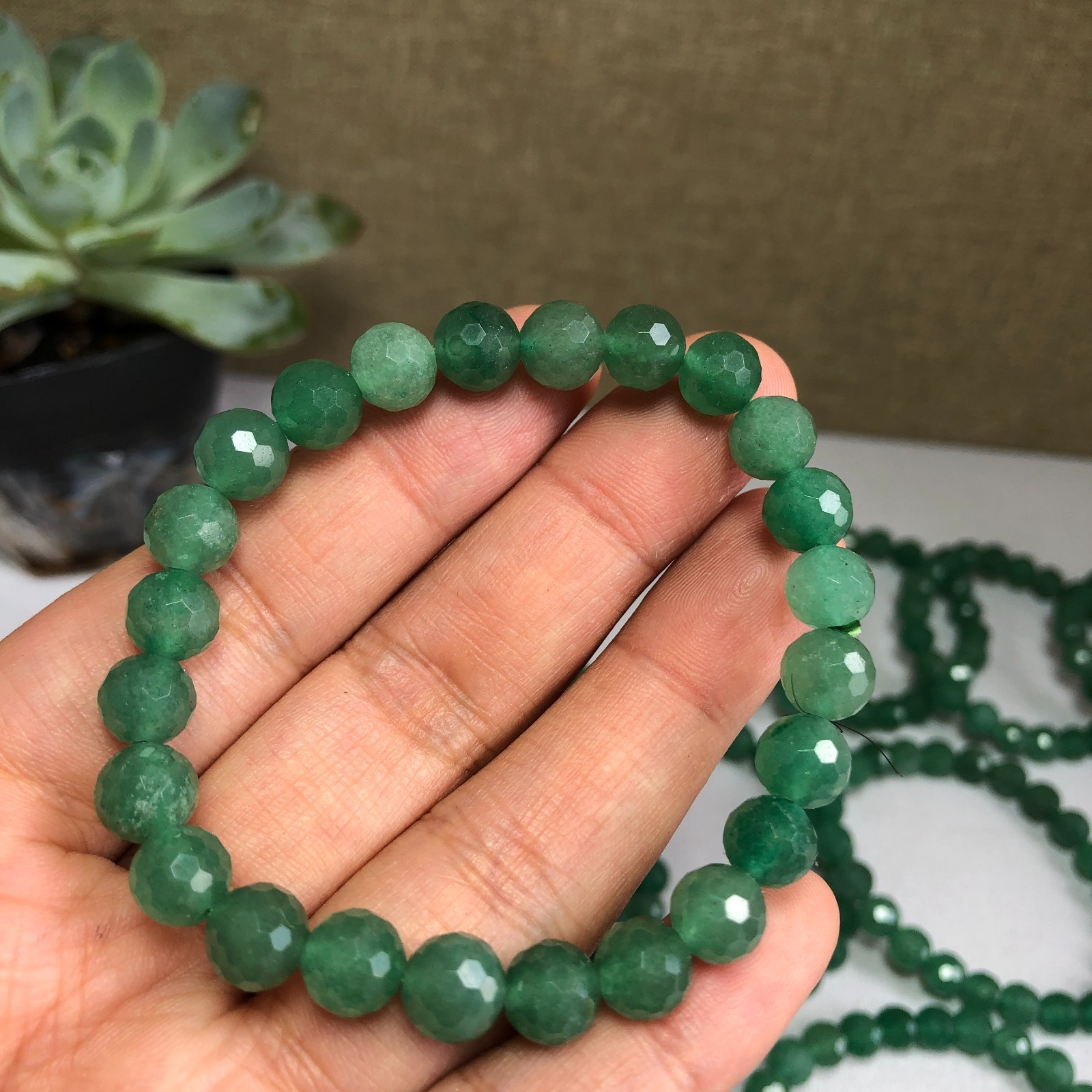 5Pcs Wholesal Natural Aventurine Quartz bracelets Crystal ball sphere facet 8mm