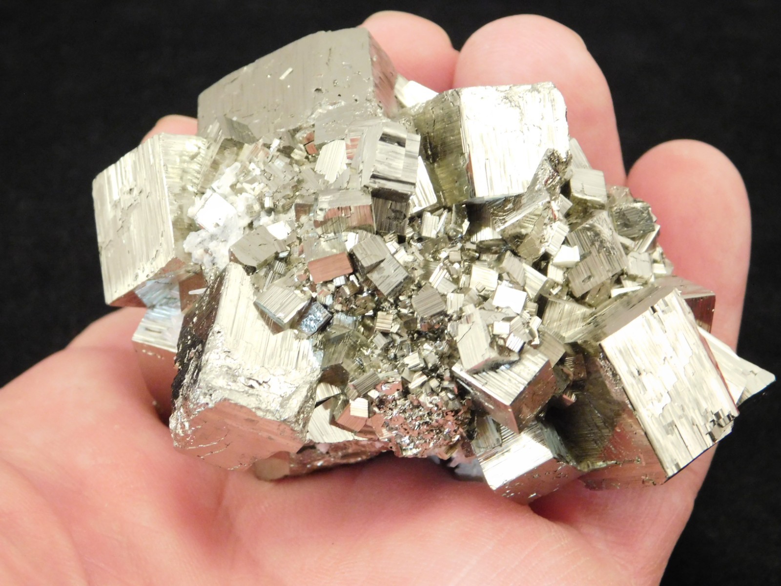 wOw! Larger! Super Nice! PYRITE Crystal CUBE Cluster Huanzala Mine Peru 247gr