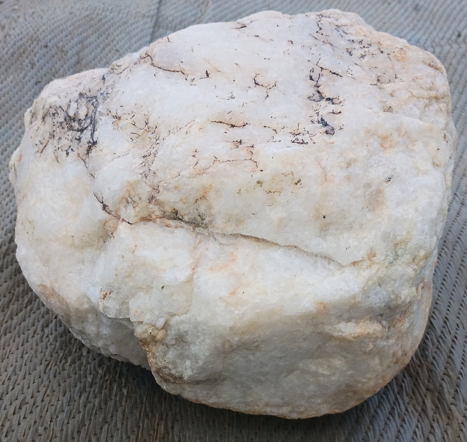 BIG NATURAL CREAMY WHITE QUARTZ RAW HEALING CRYSTAL STONE ROCK ARIZONA 59 lb 9oz