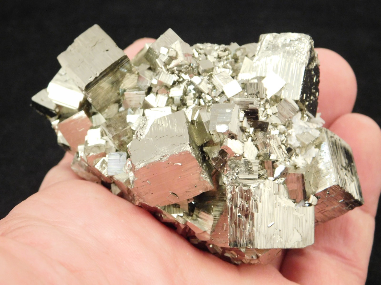 wOw! Larger! Super Nice! PYRITE Crystal CUBE Cluster Huanzala Mine Peru 247gr