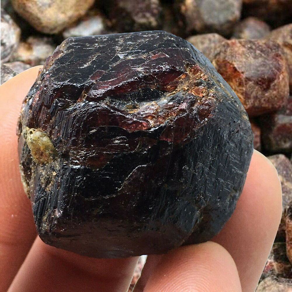 2PC 3-4cm Raw Natural RED Pyrope Garnet Crystal Gemstone Rough Rock DIY 100g+