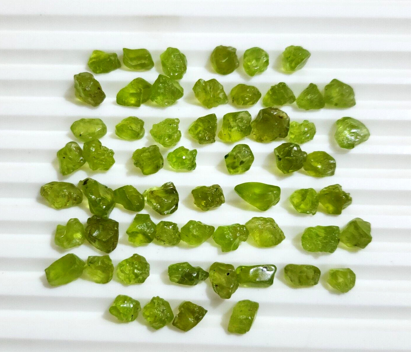 Raw 6-8 MM Size Natural Green Peridot Raw 25 Pcs Lot Loose Gemstone For Jewelry