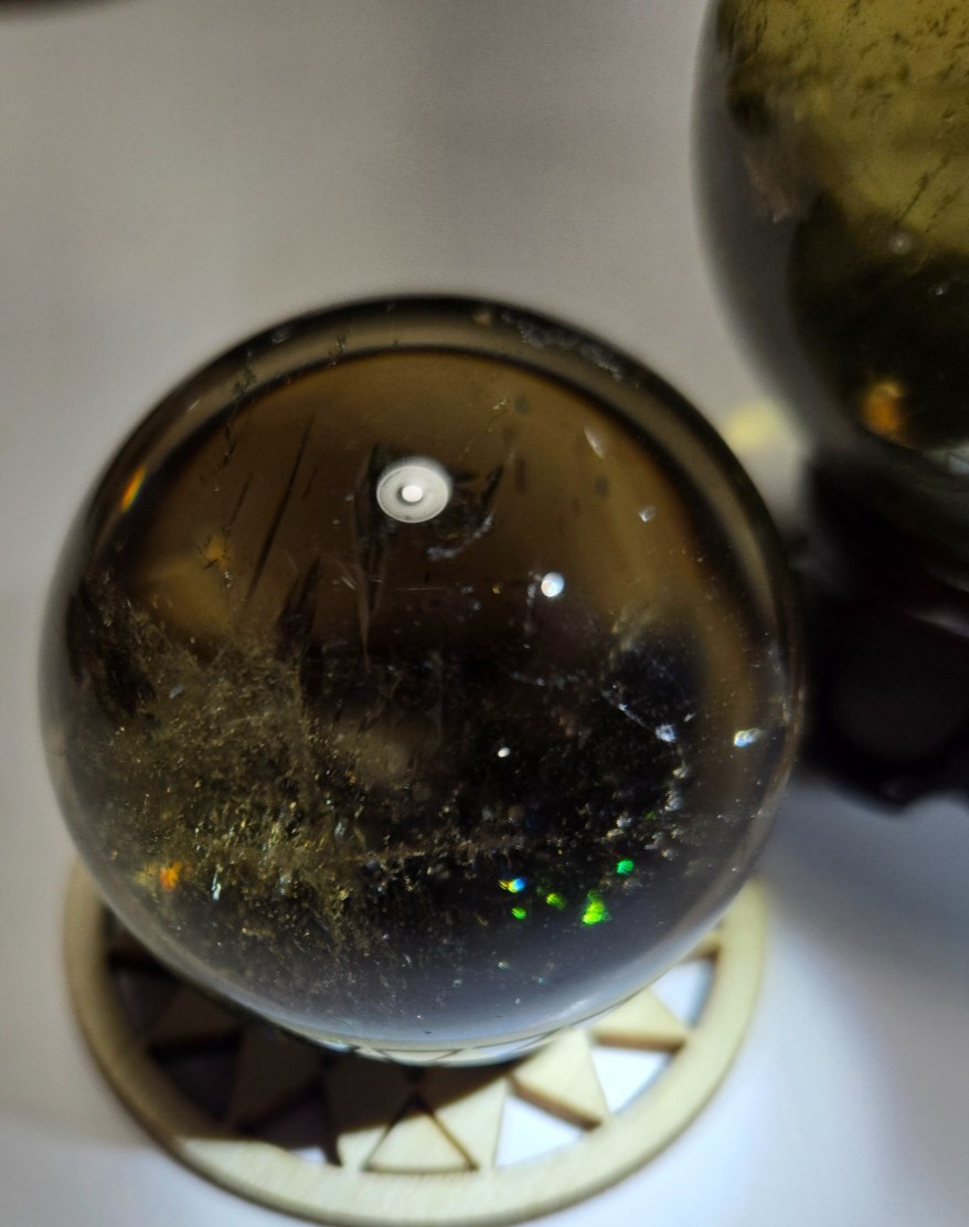STUNNING CLEAR PHANTOM HIGH QUALITY SET OF 2 PHANTOM SMOKY CITRINE SPHERES – P43