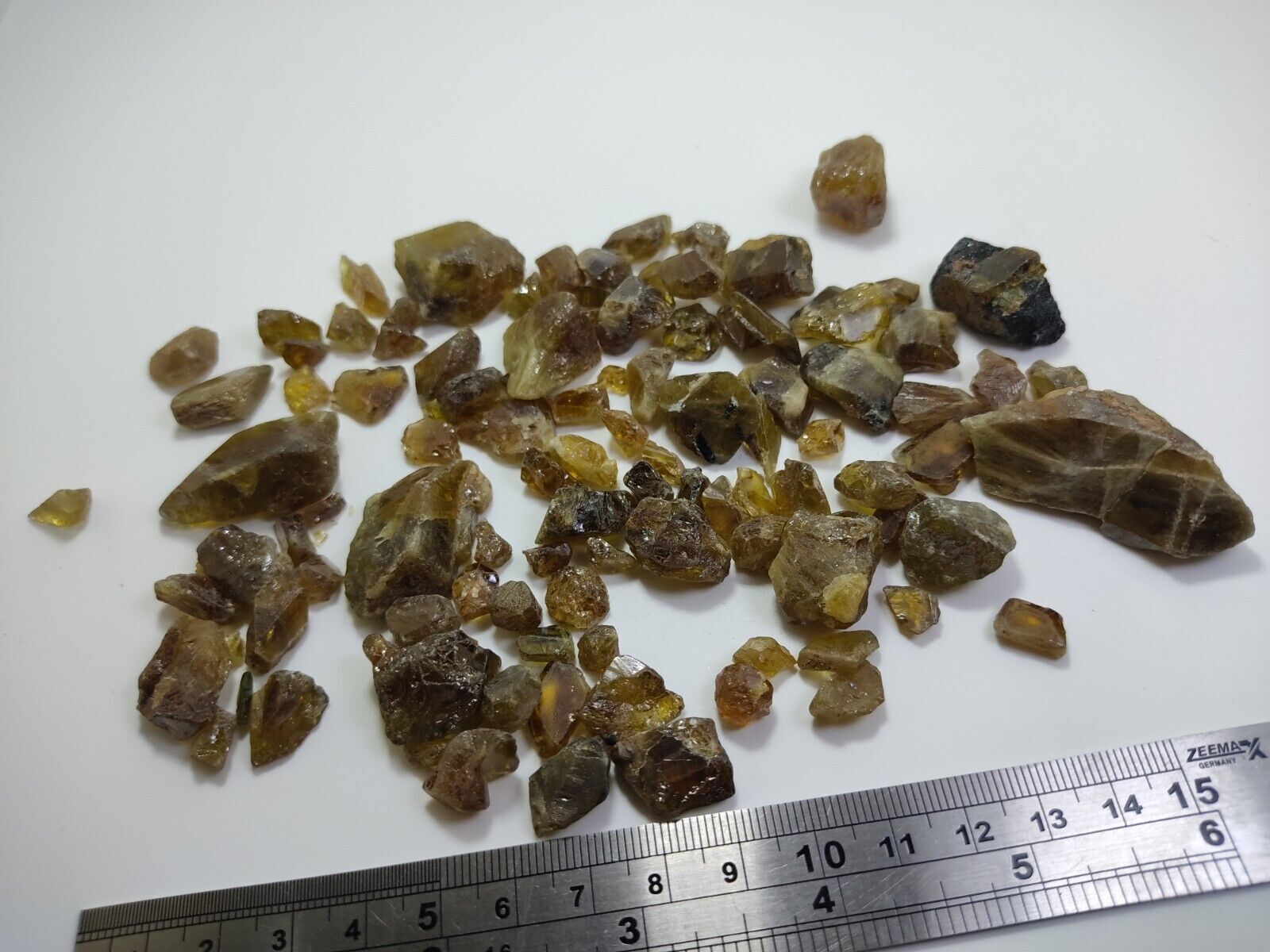185grams sphene crystals from Shalman region, KPK, Pakistan.