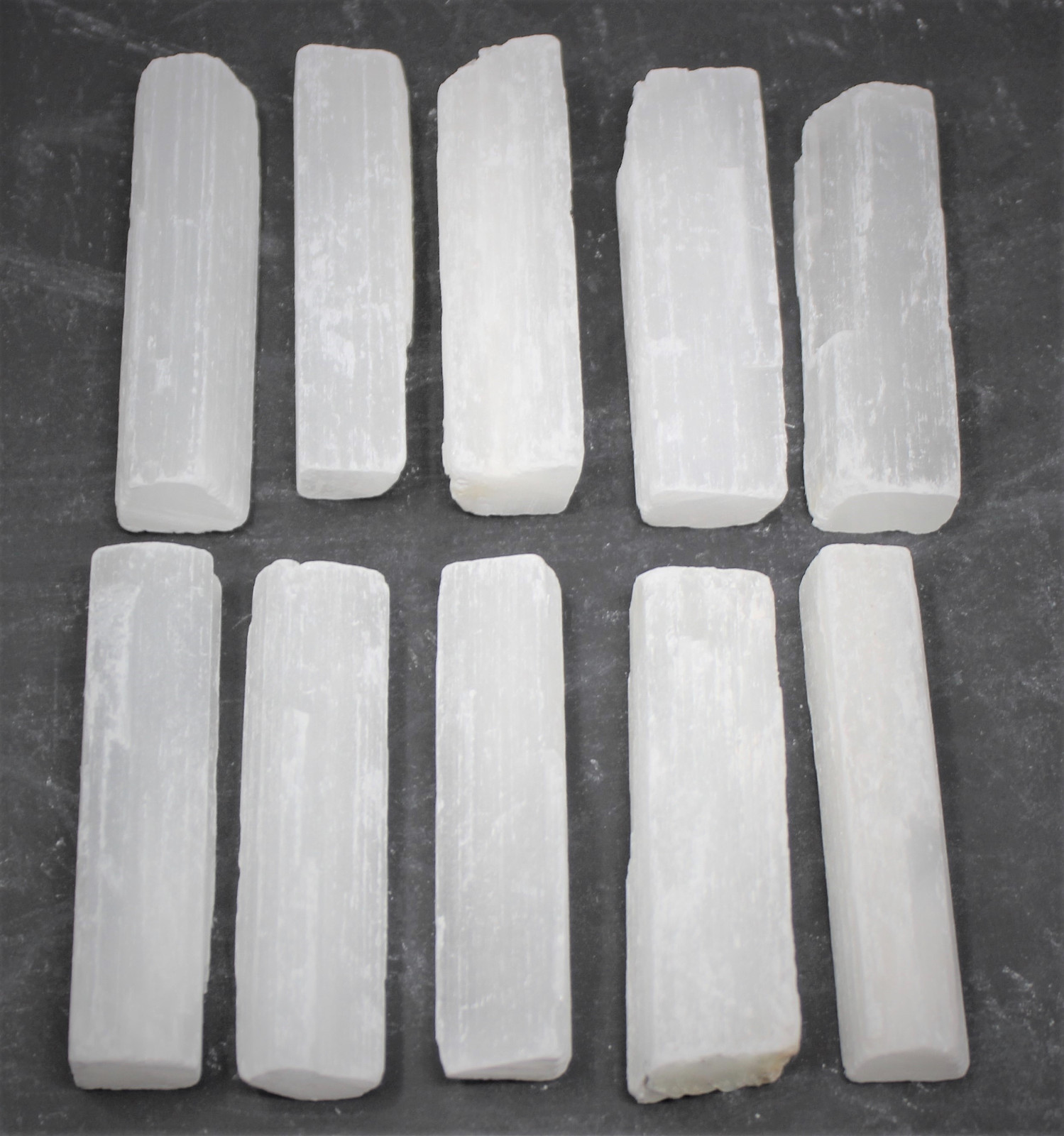 2 lb Bulk Selenite Pieces 2.5-5″ Mixed Sizes: Natural Raw Crystal Bulk Lot