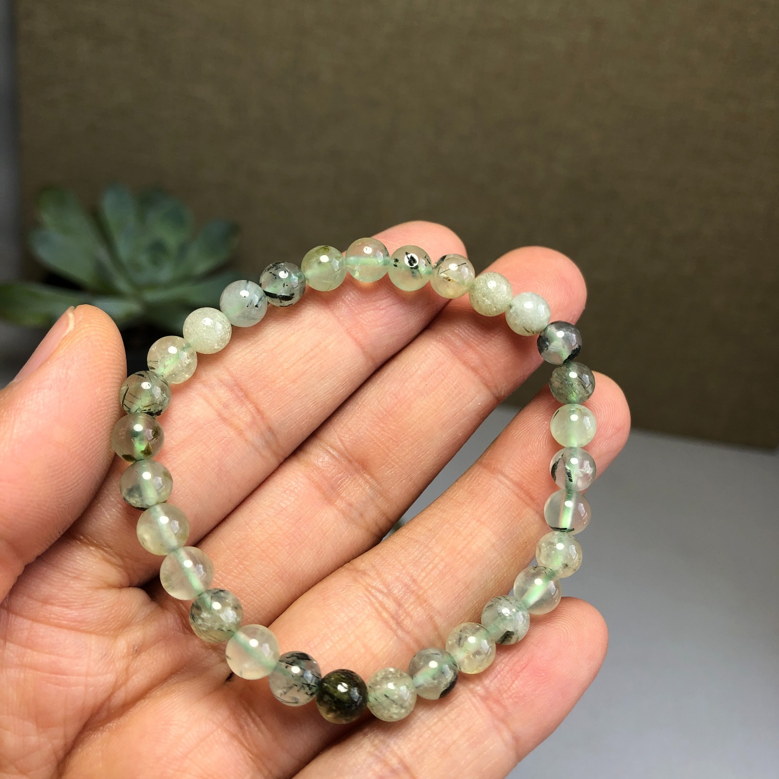 2Pcs Wholesal Prehnite bracelets Crystal ball sphere facet 6mm