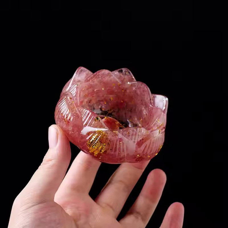 Natural Strawberry Quartz Crystal Gravel Lotus Degaussing Bowl Epoxy Resin Decor