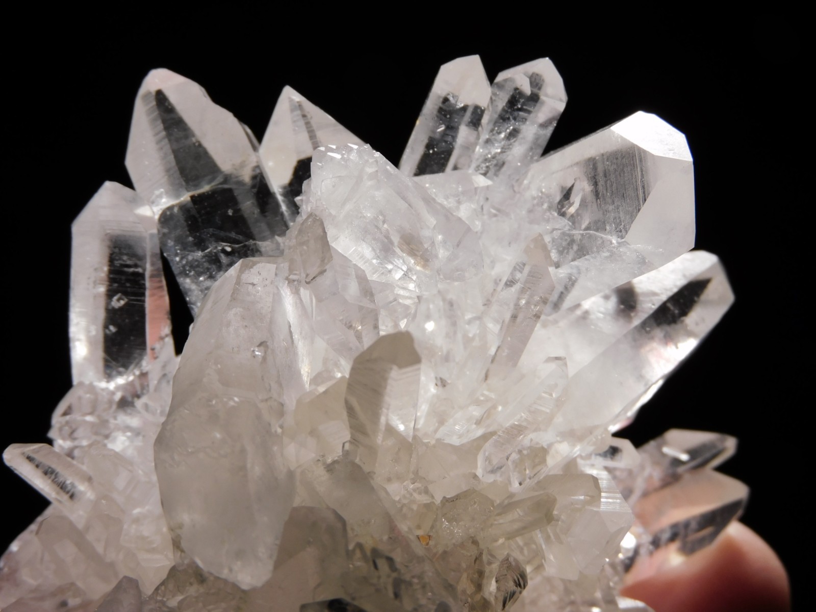 VERY TRANSLUCENT Quartz Crystal Cluster Collier Creek ARKANSAS 135gr