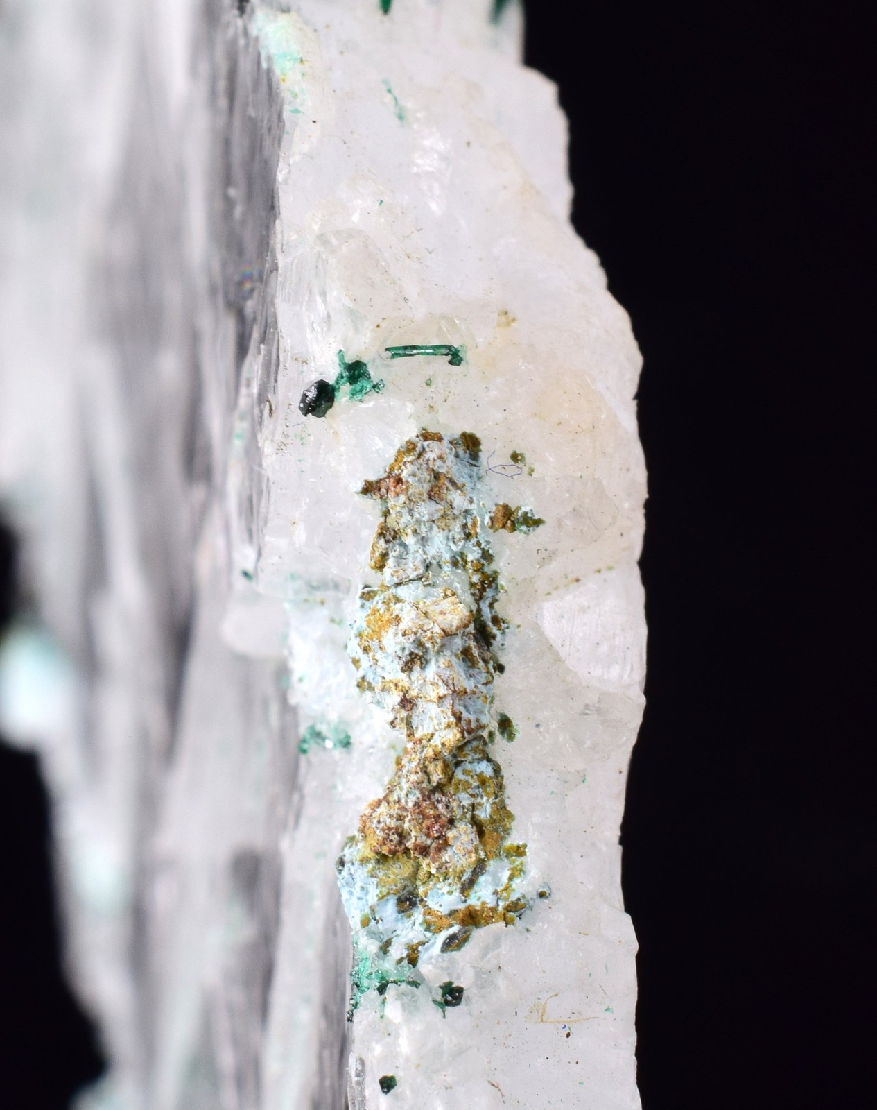 4.6cms GEM ATACAMITE INSIDE SELENITE CRYSTAL LILY MINE PERU TB179