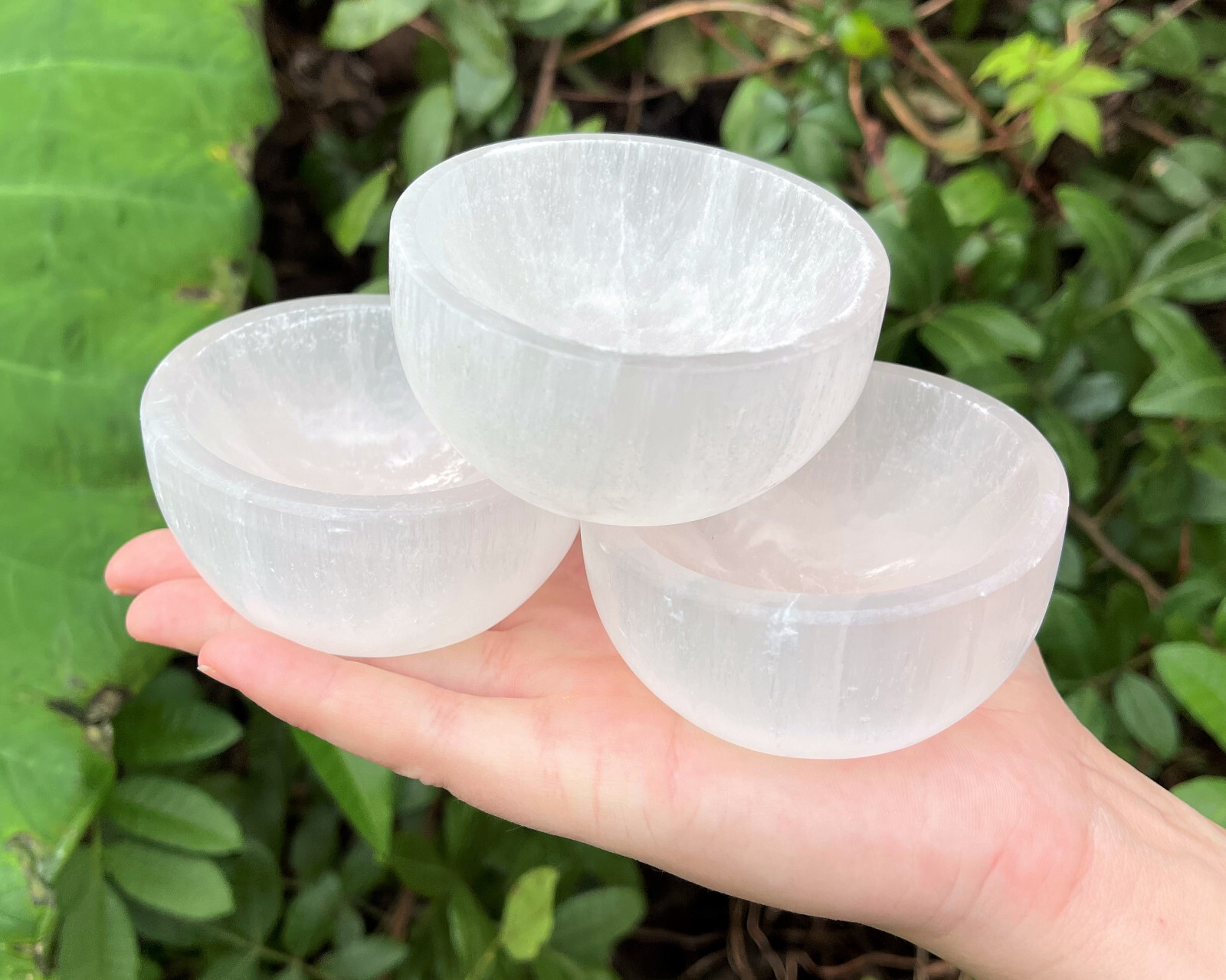 Selenite Charging Bowl, 3″ Offering Bowl (Selenite Cleansing & Crystal Healing)