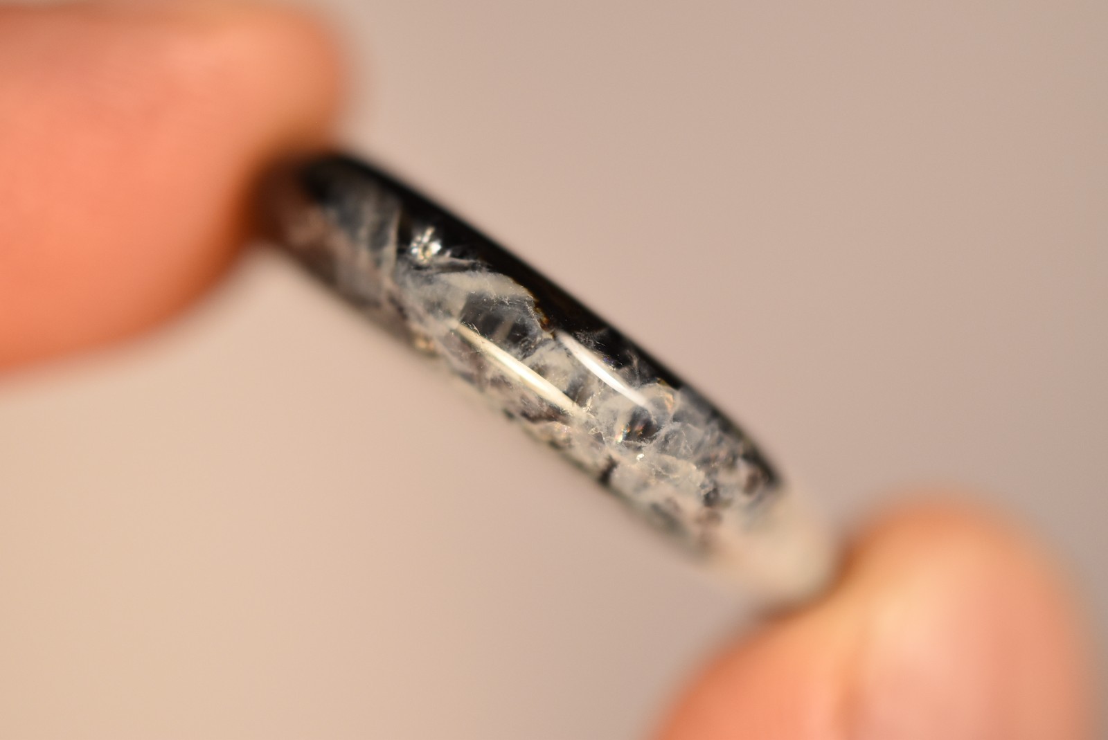 3 *BLACK AGATE* & Quartz Flat Stones 2-3cm 24.8g Natural Banded Worry Palm
