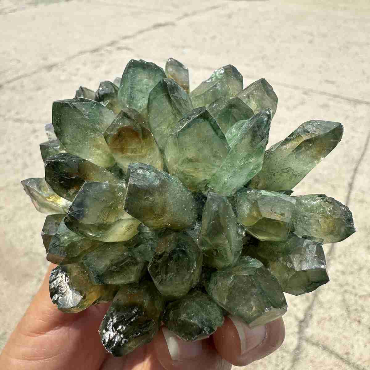 New Find green Phantom Quartz Crystal Cluster Mineral Specimen Healing 300g+ 1pc