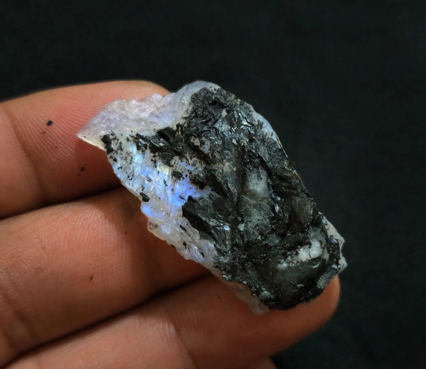 100% Natural Rainbow Moonstone Raw 50 Crt Moonstone Rough Gemstone For Jewelry