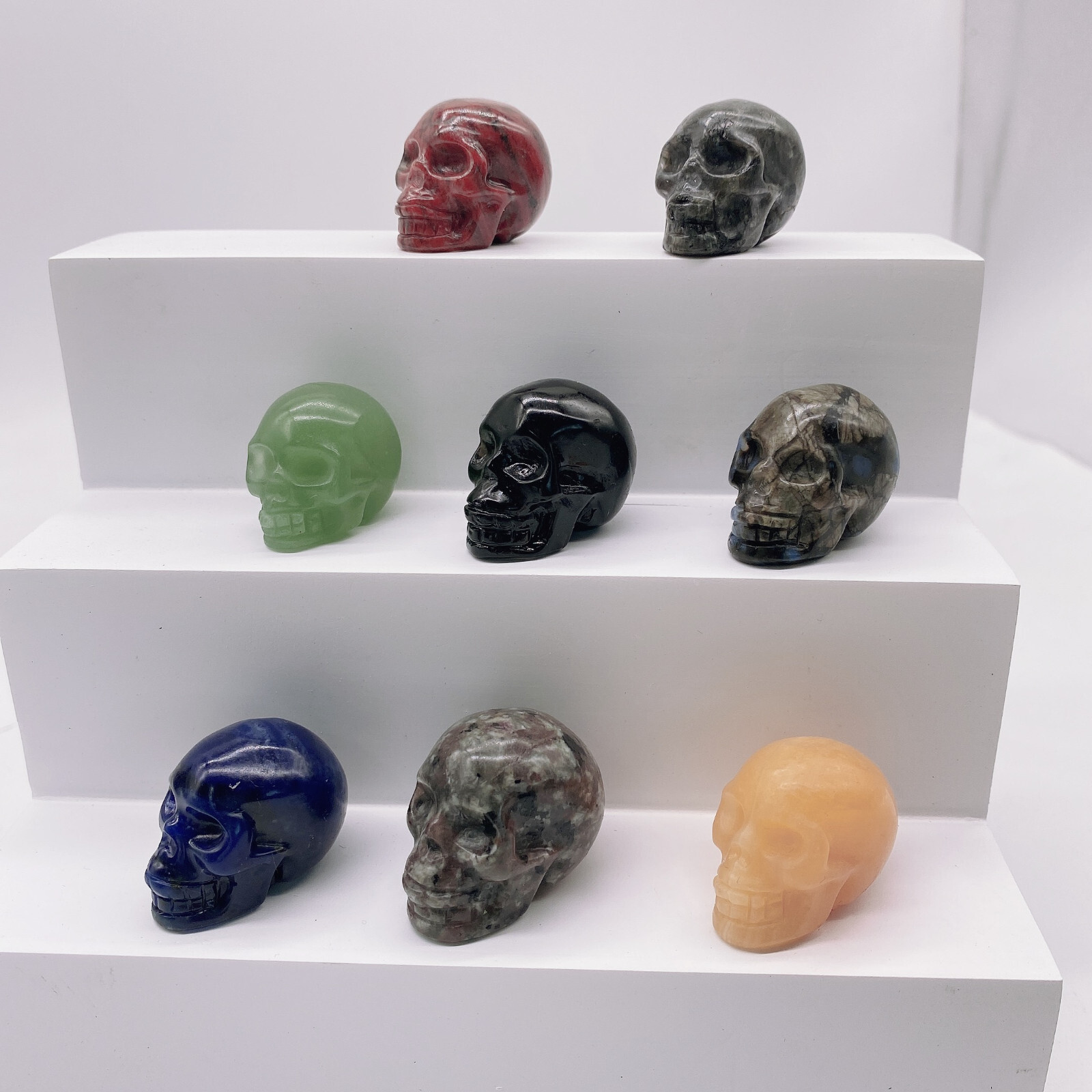 50Pcs Natural Mixed material Skull Carving Reiki Crystal Quartz Healing Decorate